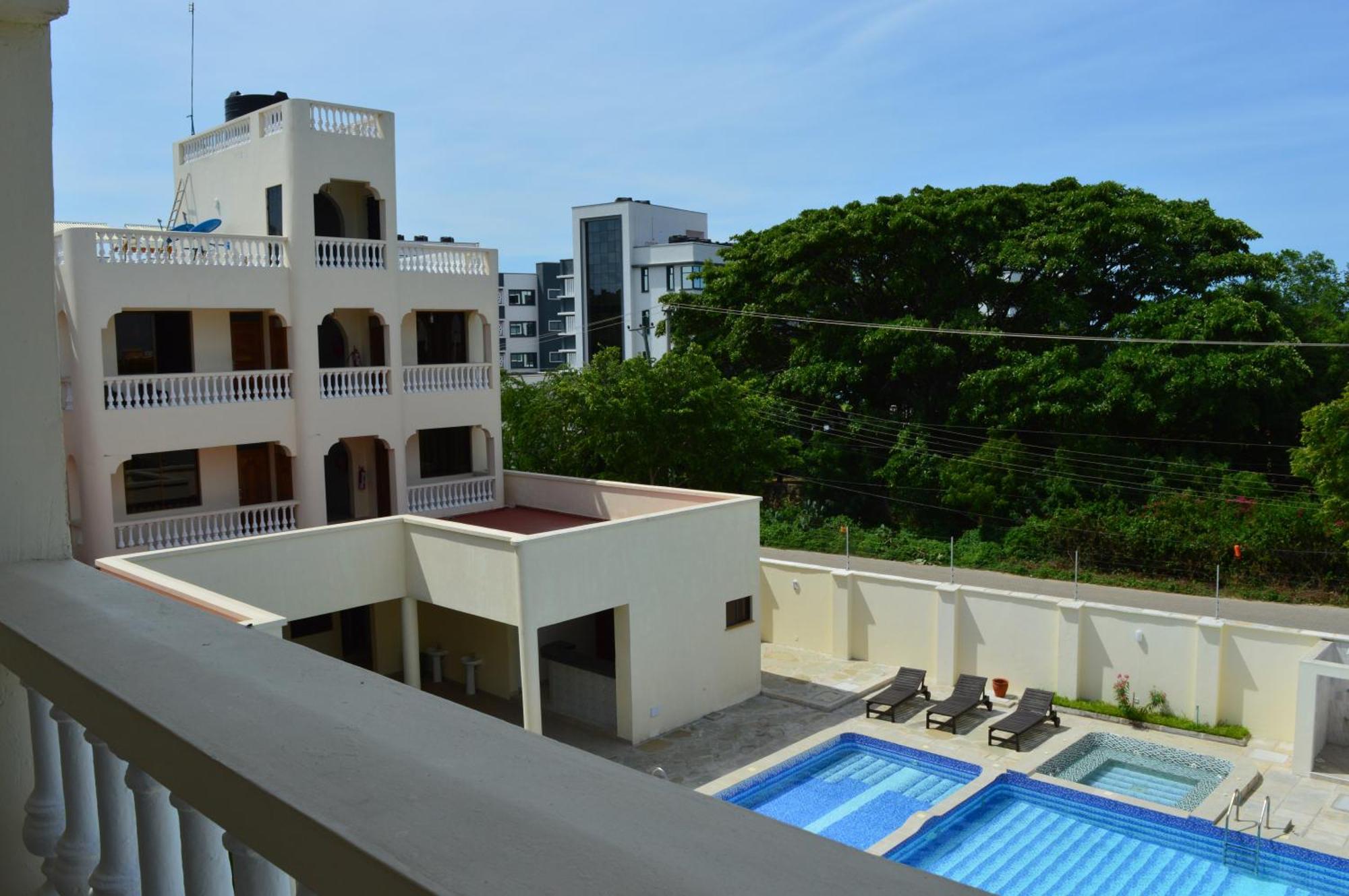 Hotel Tiffany Mombasa Exterior photo