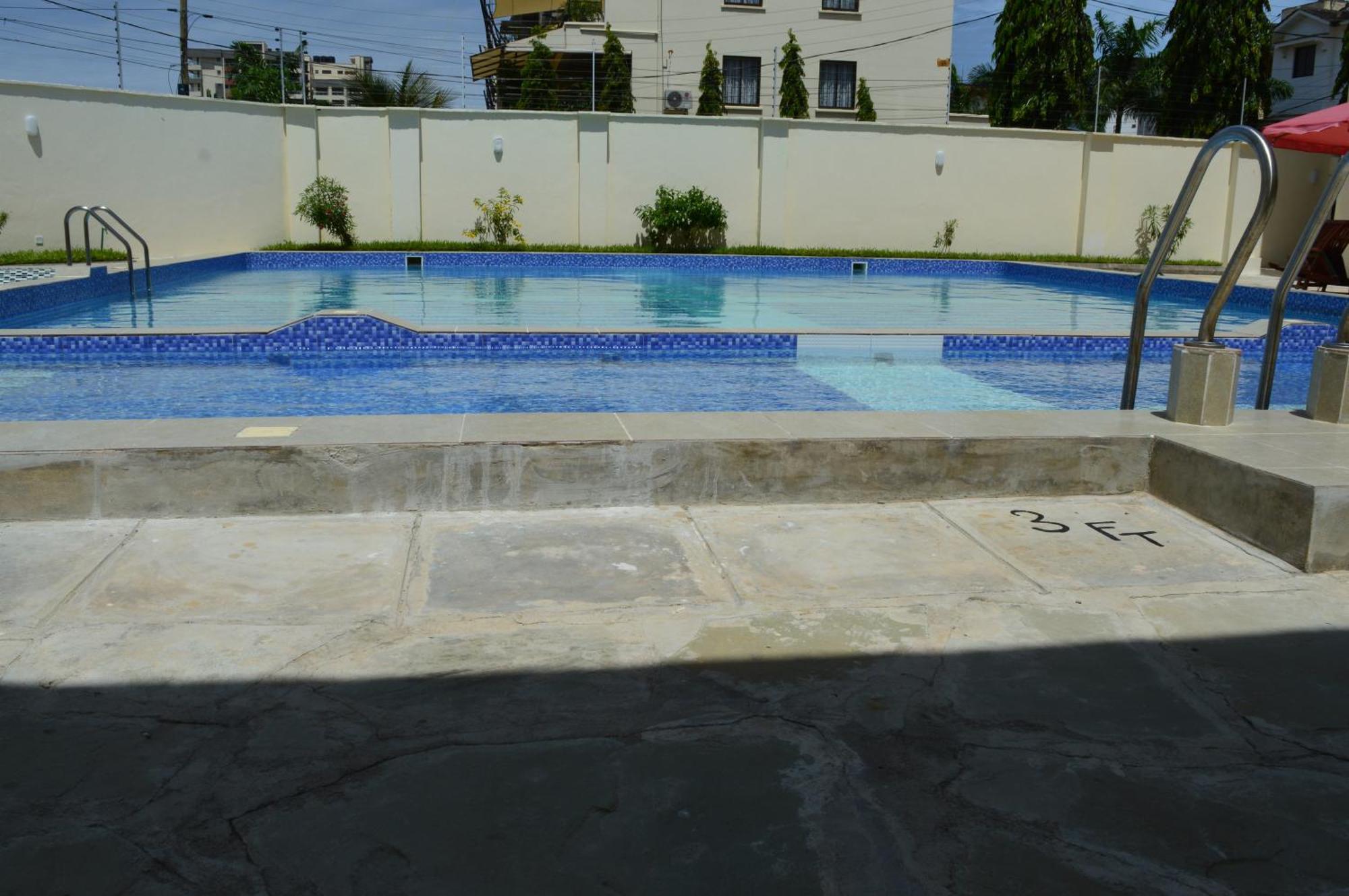 Hotel Tiffany Mombasa Exterior photo