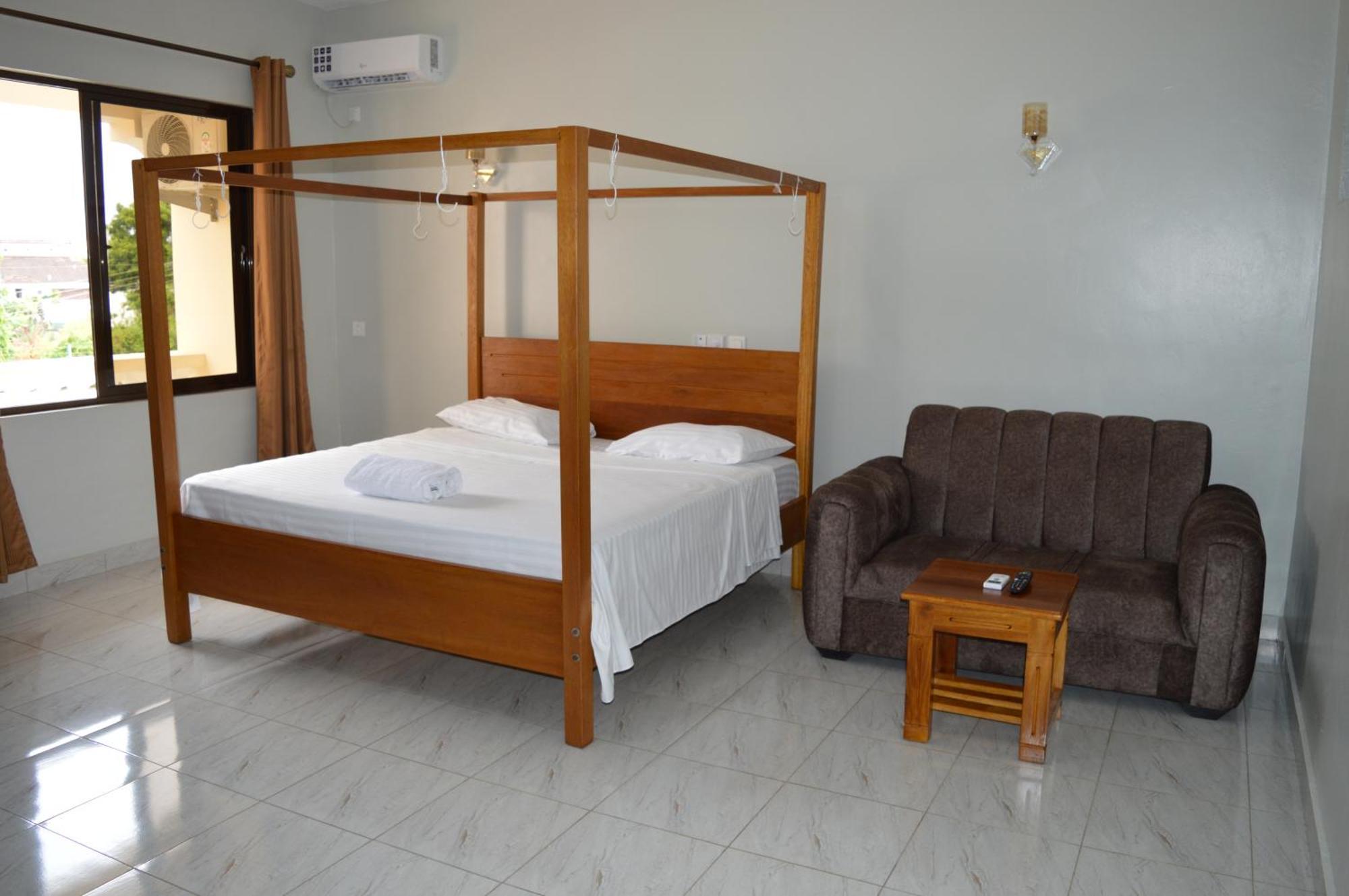 Hotel Tiffany Mombasa Exterior photo